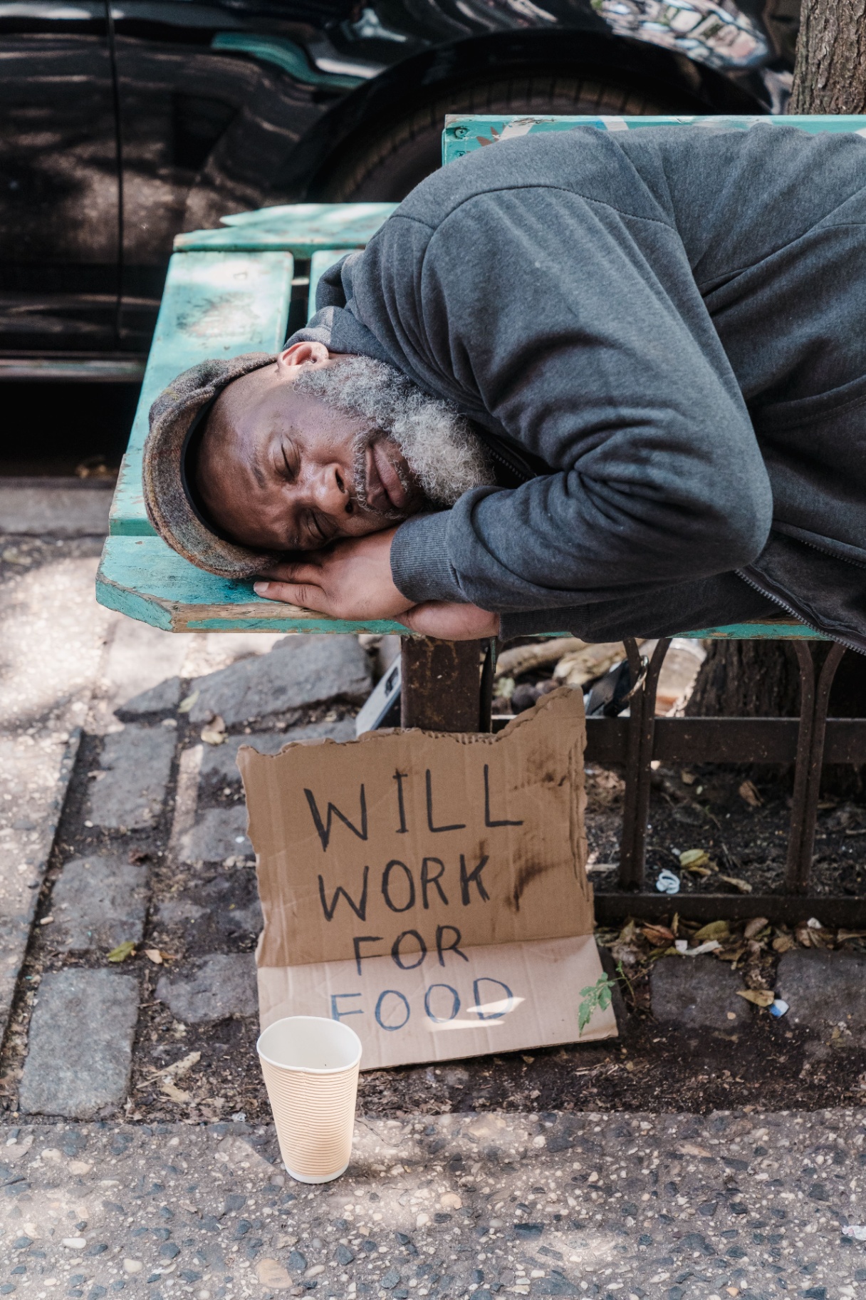 A neighbor served by Feedrise